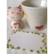 Tasse et chat en céramique assortis